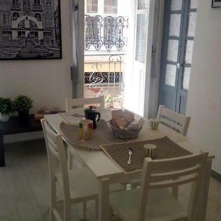 Casa Nonna Emma Lägenhet Iglesias Exteriör bild