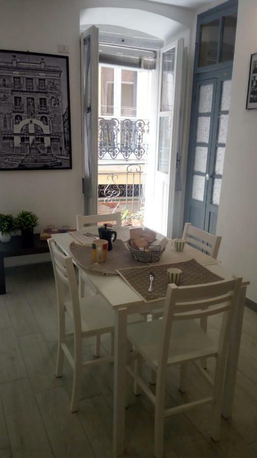 Casa Nonna Emma Lägenhet Iglesias Exteriör bild