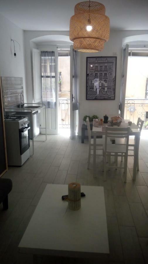 Casa Nonna Emma Lägenhet Iglesias Exteriör bild