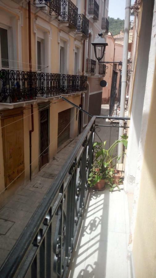 Casa Nonna Emma Lägenhet Iglesias Exteriör bild